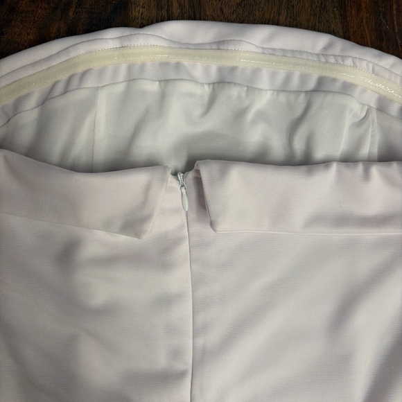 💗 Kendall & Kylie Strapless Bodycon Mini Dress - Picture 5 of 6